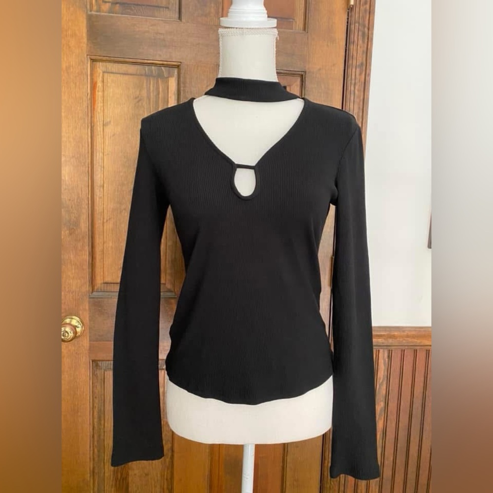 Jack by BB Dakota Black Cut-Out Blouse